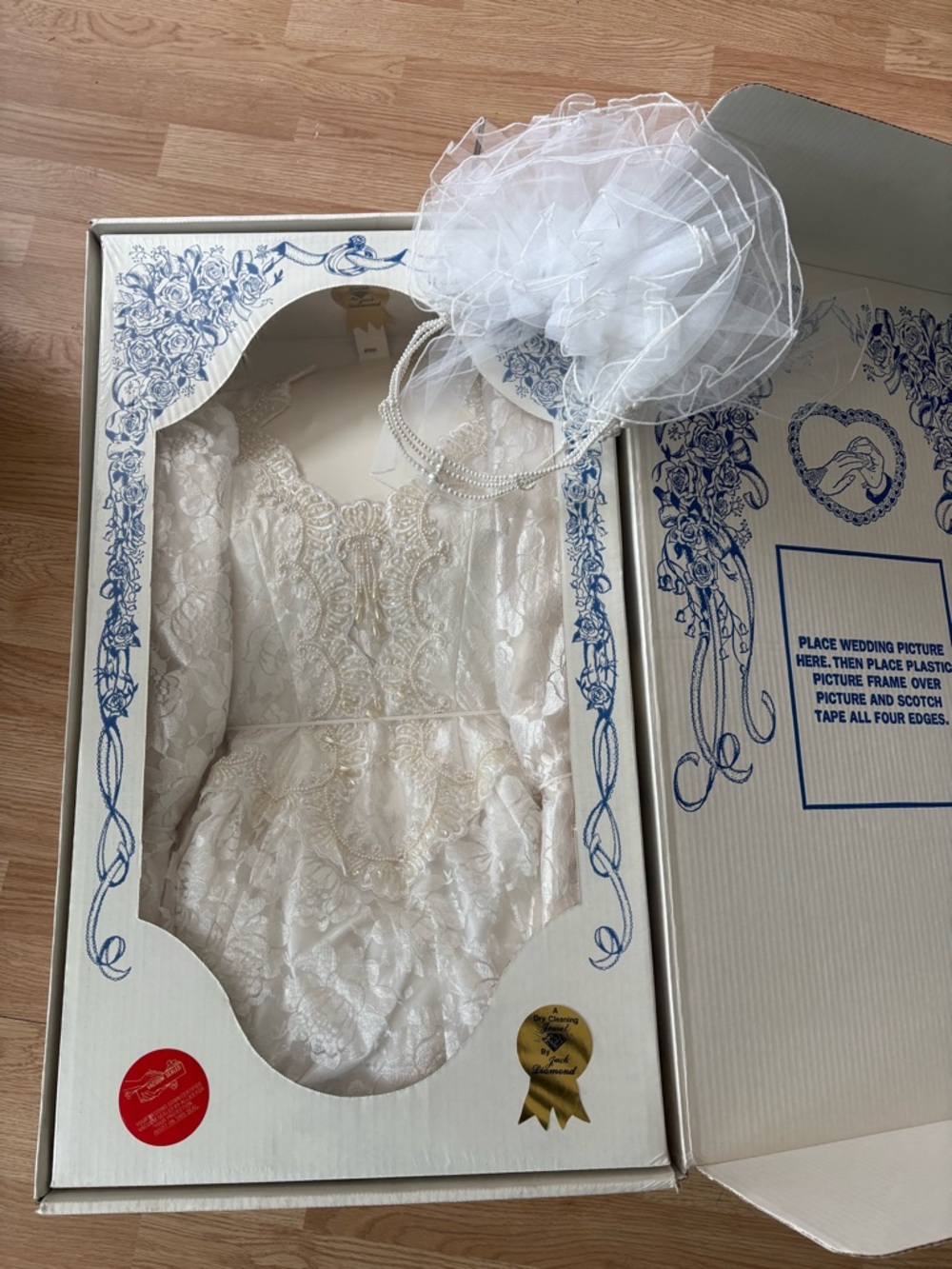 Vintage White 1990 Jack Diamond  Sealed Formal  Wedding Gown size 7/8 - Picture 2 of 9